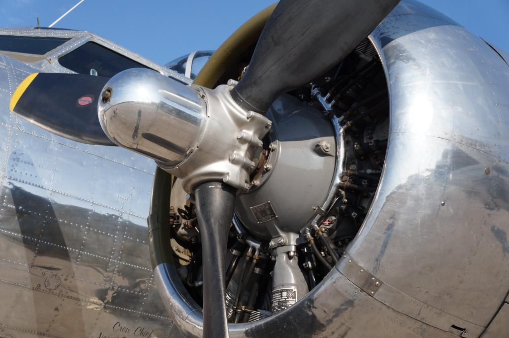 B-17_Walkaround_12.jpg