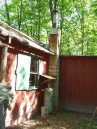 Camp0904_Cabin_01.JPG