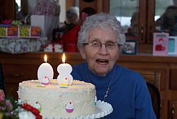 Mary80Bday_31.jpg