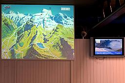 090-EngelBergVisit_04.jpg 090-EngelBergVisit_04.jpg