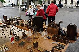 190-GenevaFleaMkt_03.jpg 190-GenevaFleaMkt_03.jpg