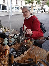 190-GenevaFleaMkt_04.jpg 190-GenevaFleaMkt_04.jpg