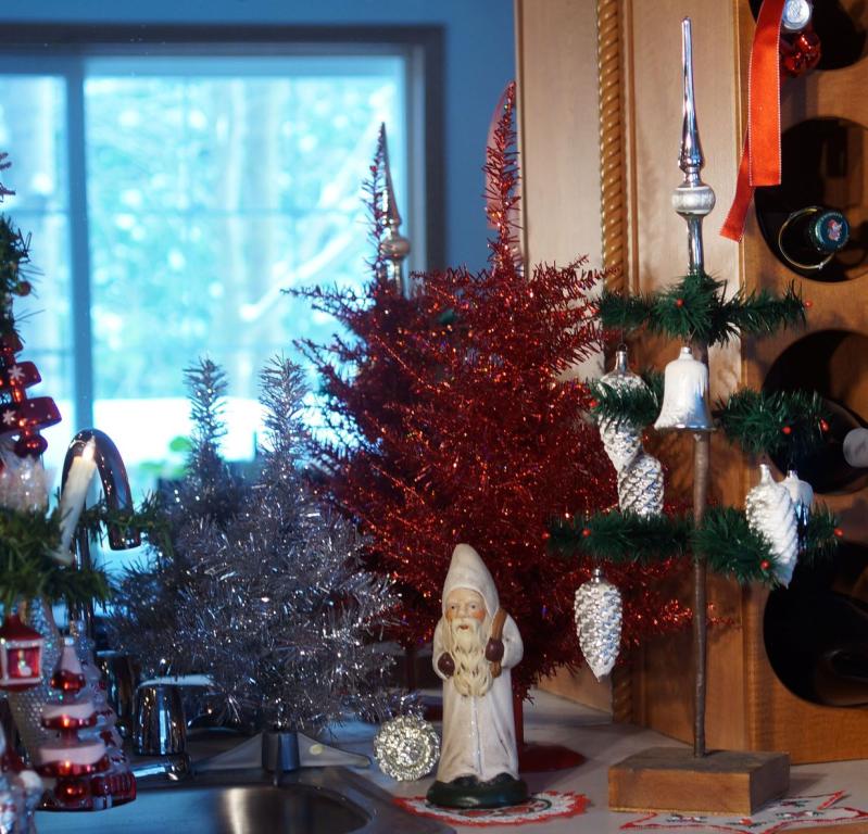 XmasDecorations13_25.jpg